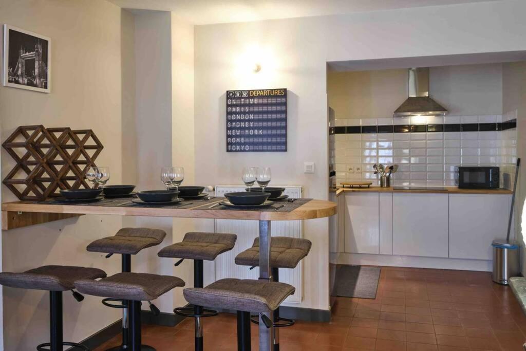 Centre Ville Appartement 75M2, Avec 3 Chambres Carcassonne Dış mekan fotoğraf